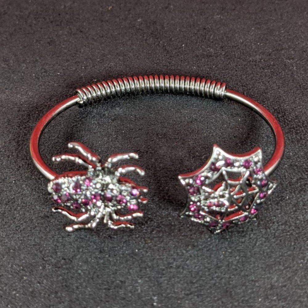 Rhinestone Spider Web Flex Bracelet in GM & Purple